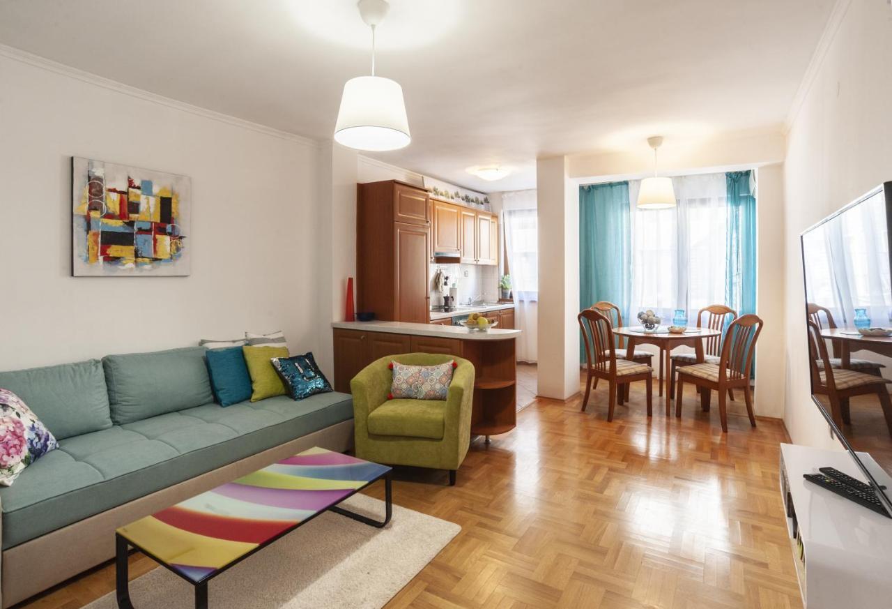 Sea Apartment Colours Burgas Luaran gambar